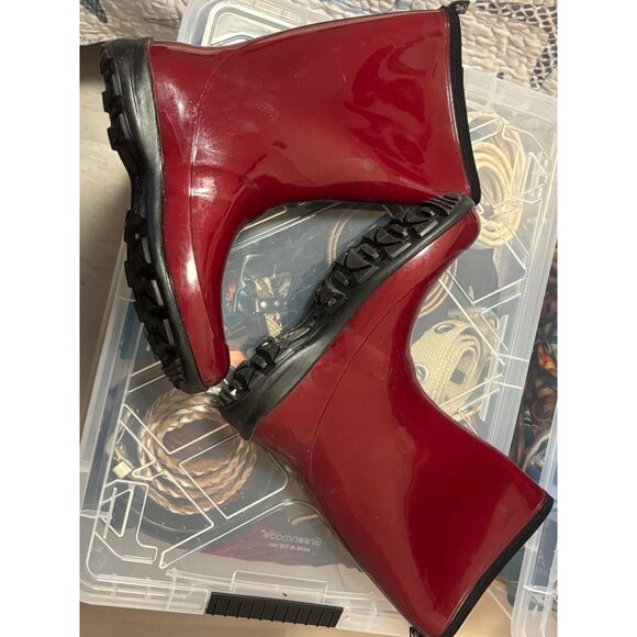 Kamik Heidi Round Toe Rain Boot Red Rouge Sz 10 Mid Calf Outdoor Waterproof - Picture 3 of 8